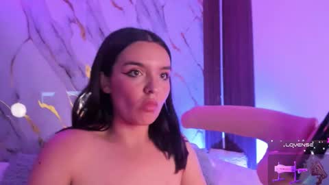 New girl Emily Valentina  Michelle online show from November 11, 9:45 pm