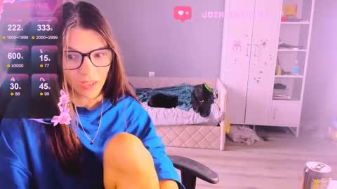  KIRA  online show from October 30, 7:11 am