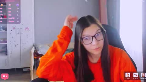  KIRA  online show from February 24, 5:50 am