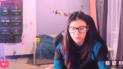  KIRA  online show from December 22, 2:15 am