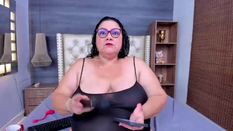 Jelitza online show from April 19, 9:17 pm