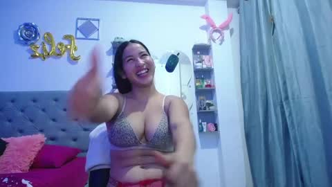 ANDREA online show from June 4, 1:33 am