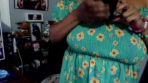 Princess Bubbles online show from July 30, 12:00 am