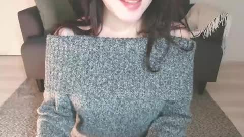 Snapshot of momo612238 chatting on December 13, 11:17 pm Momo online show from December 13, 11:17 pm