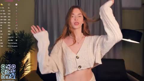 Mona online show from September 24, 5:01 pm