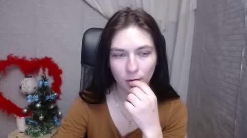 monakali online show from January 15, 7:15 am