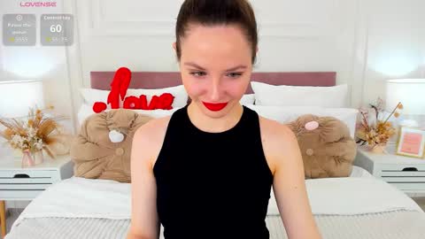 Mona online show from February 20, 1:56 pm