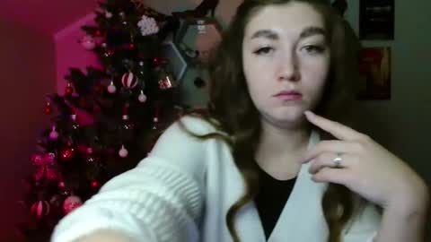 sweet girl and shine body online show from November 10, 11:05 am