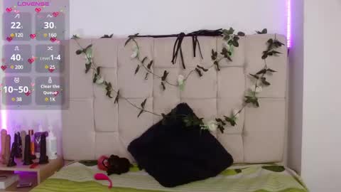 monickhot303av online show from February 16, 12:11 am