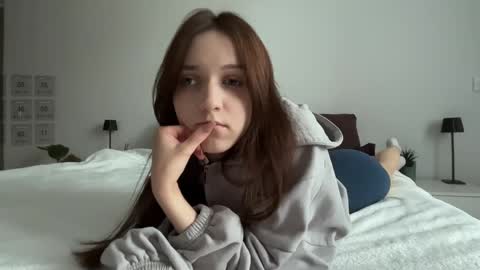 Mary online show from May 31, 11:49 am