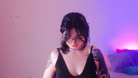 montreal_18 online show from February 3, 1:38 am