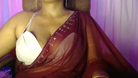 Maya online show from October 12, 1:13 pm