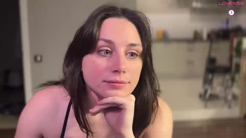 Luna  online show from November 18, 5:19 am