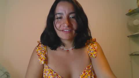 Moon Lauren online show from December 9, 1:40 am