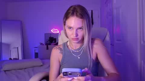 moon_light_girl online show from July 27, 8:28 pm