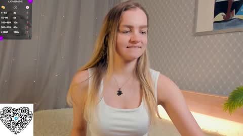 moon_puzzles online show from November 15, 7:37 pm