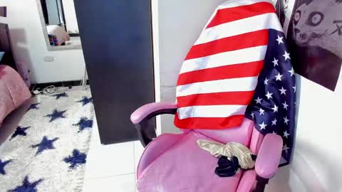 MOON online show from February 20, 1:08 pm