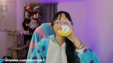 MOON  online show from March 14, 1:50 am