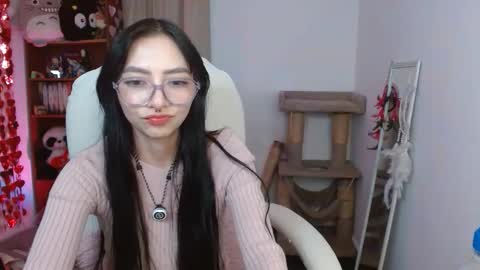 MOON  online show from May 28, 4:54 am