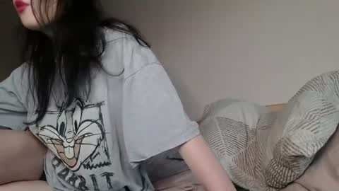 moonlightpoison online show from June 20, 8:07 am