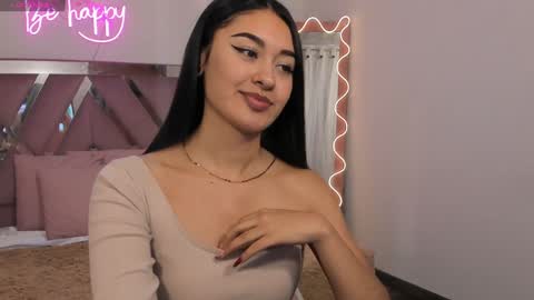 Moon  online show from February 1, 12:47 pm