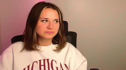 Susanna online show from November 13, 1:54 pm