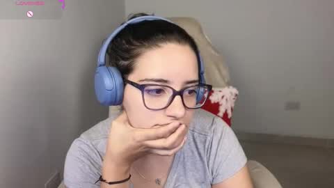 Moon Woman online show from December 3, 4:59 am