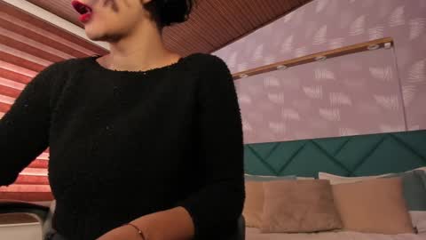 Snapshot of moony_14 chatting on February 1, 1:09 pm Michelle online show from February 1, 1:09 pm