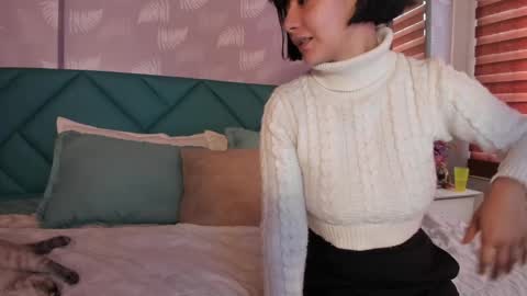 Snapshot of moony_14 chatting on January 18, 12:36 pm Michelle online show from January 18, 12:36 pm