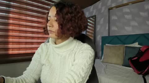 Snapshot of moony_14 chatting on January 10, 12:58 pm Michelle online show from January 10, 12:58 pm