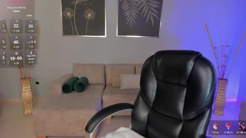 Morgan Hicks online show from November 20, 7:37 pm