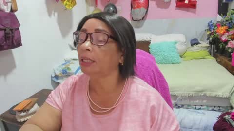 mrs_mommy online show from March 24, 10:37 pm