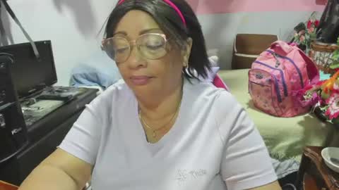 mrs_mommy online show from July 20, 12:24 am