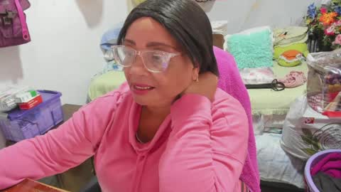 mrs_mommy online show from March 27, 10:21 pm