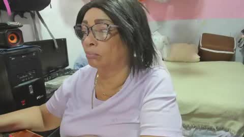 mrs_mommy online show from July 20, 8:09 pm