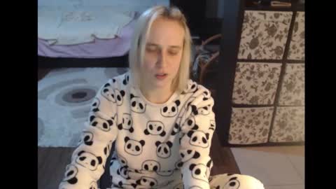 Sasha online show from December 3, 6:54 pm