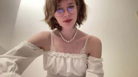 ms_christiana online show from May 16, 8:41 pm