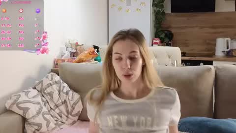 Snapshot of ms_foryou chatting on February 9, 3:12 pm Ms ForYOU online show from February 9, 3:12 pm