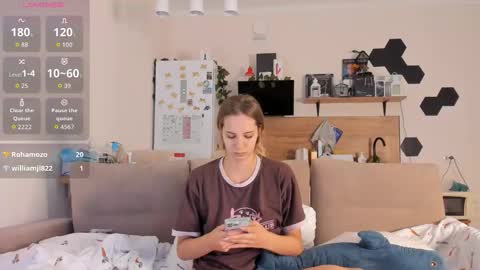 Snapshot of ms_foryou chatting on September 21, 4:22 am Ms ForYOU online show from September 21, 4:22 am