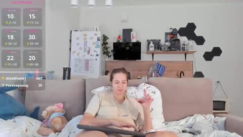 Snapshot of ms_foryou chatting on September 29, 4:39 am Ms ForYOU online show from September 29, 4:39 am