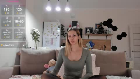 Snapshot of ms_foryou chatting on October 12, 1:46 pm Ms ForYOU online show from October 12, 1:46 pm