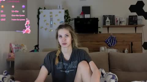 Snapshot of ms_foryou chatting on March 11, 3:36 am Ms ForYOU online show from March 11, 3:36 am