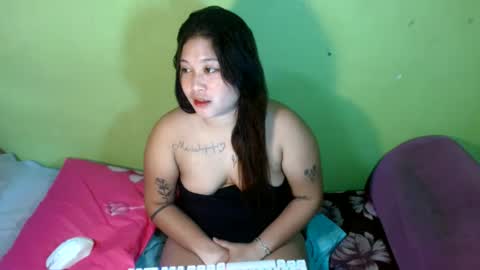 Loraine online show from July 25, 12:23 pm