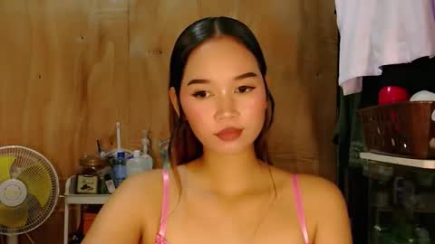 Snapshot of ms_maria8888 chatting on October 11, 11:04 am ms_maria8888 online show from October 11, 11:04 am