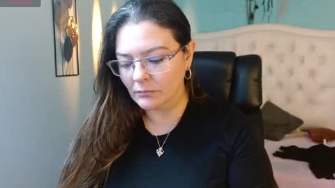 Jossie online show from April 19, 3:28 am