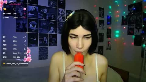 Noora Saetr online show from October 9, 1:32 am