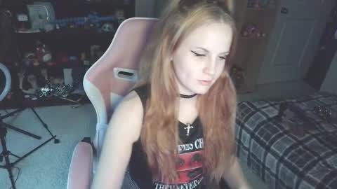 Mallow online show from November 21, 11:40 pm