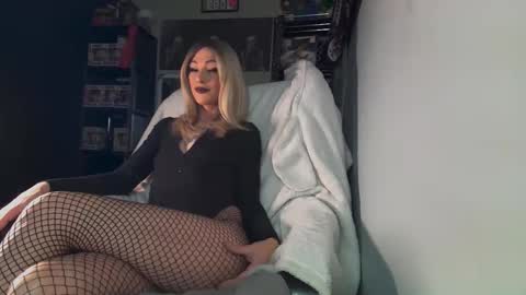 MsVioletx online show from March 19, 6:56 pm