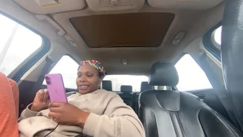 mumnxdor online show from March 12, 4:20 pm