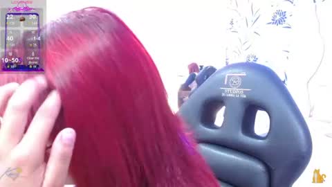 muniich_tay online show from June 19, 7:50 pm